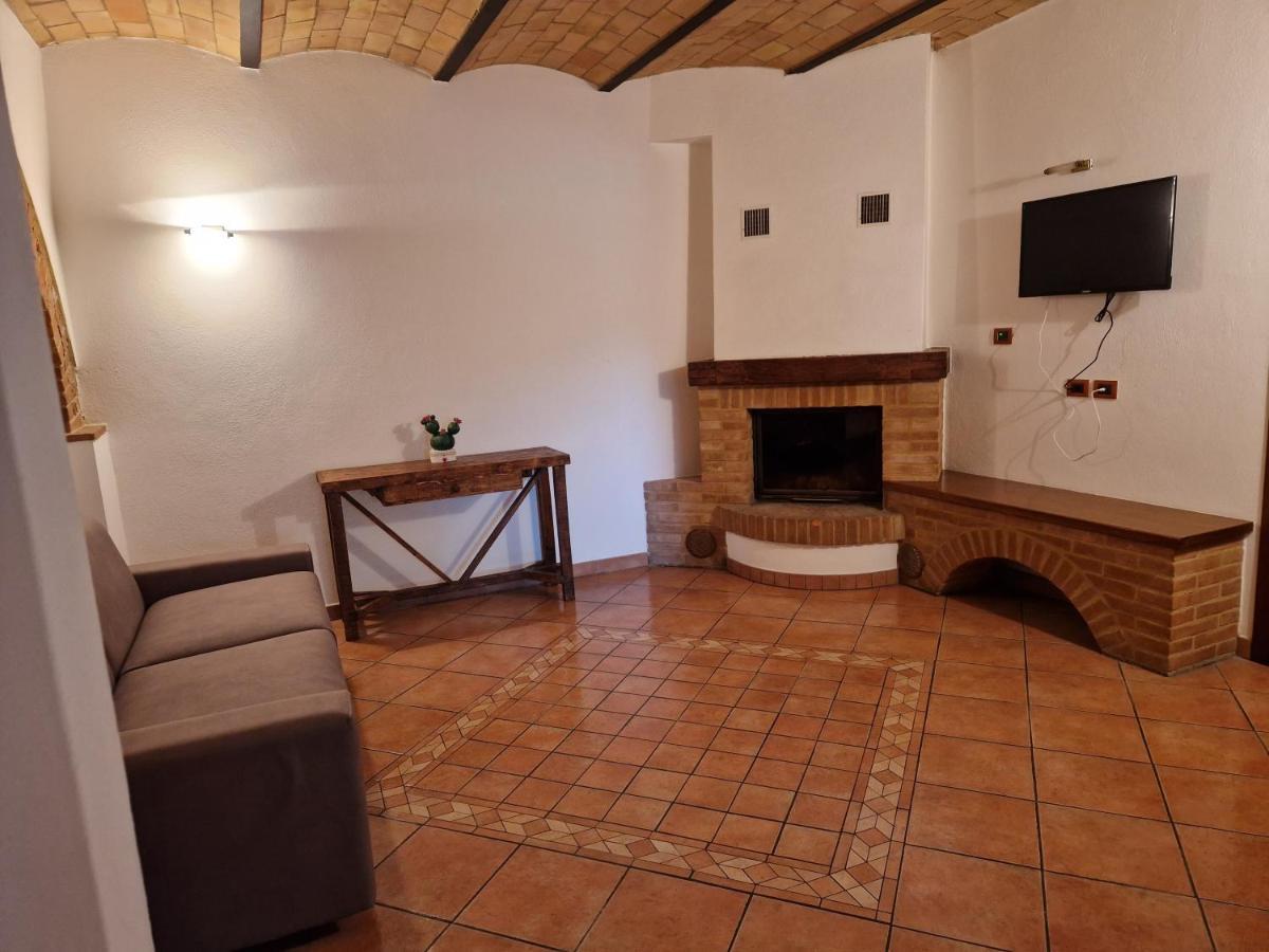 Agriturismo Montepinci Montalcino Ngoại thất bức ảnh